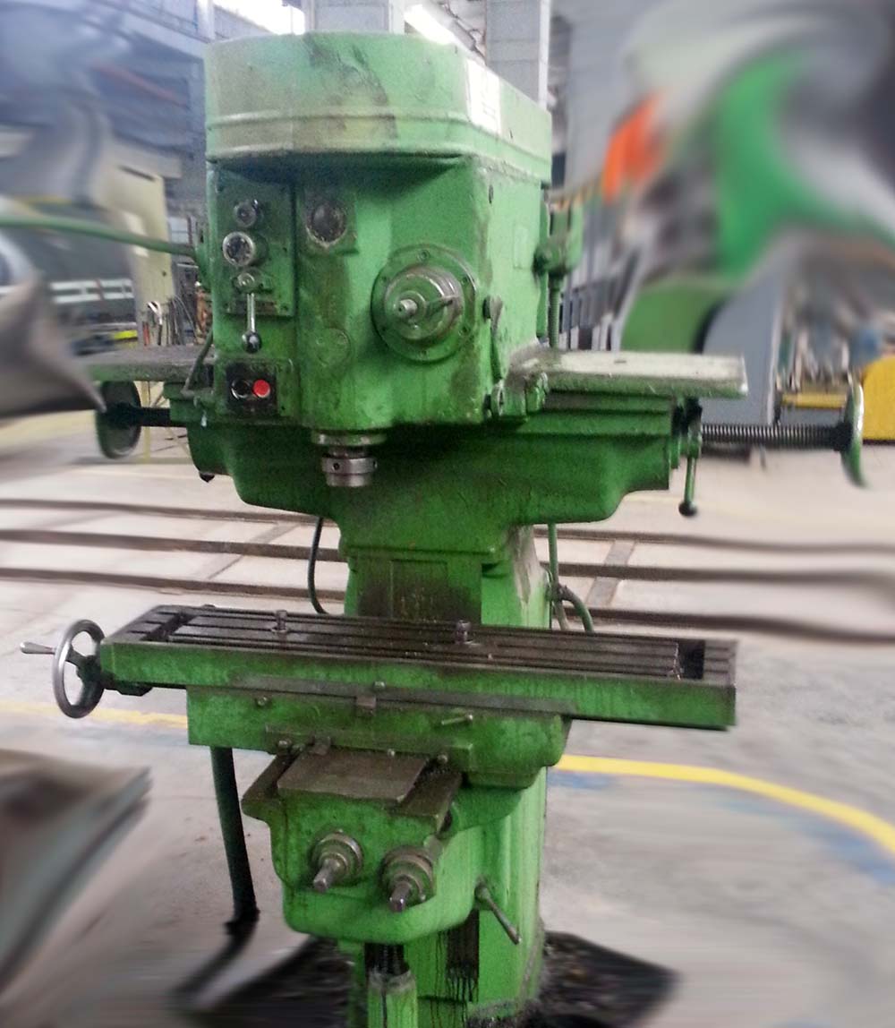 692М Фото шпоночно-фрезерного верстата